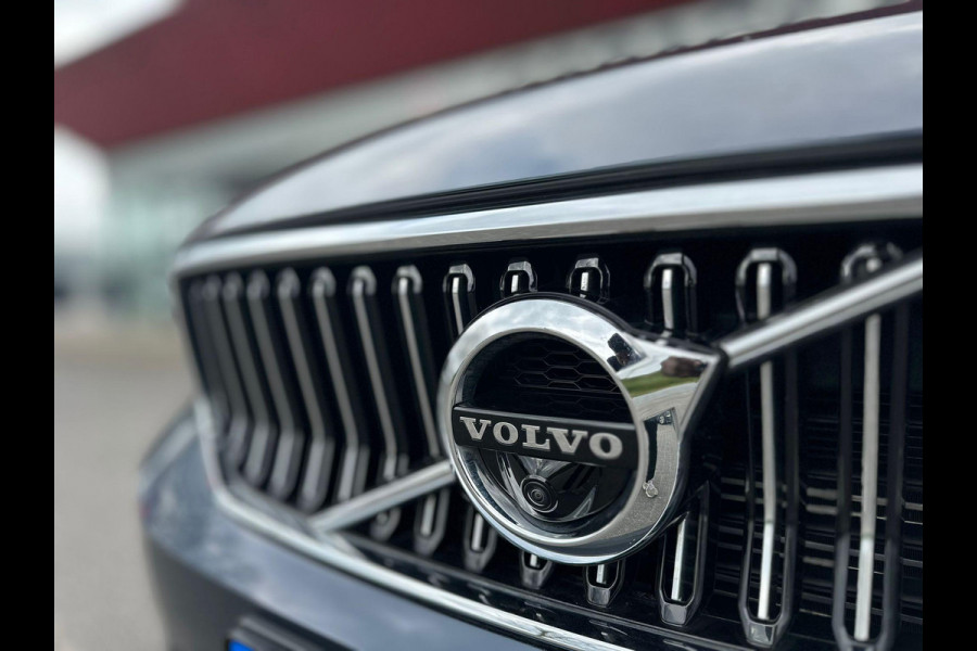 Volvo XC40 1.5 T5 Recharge R-Design | Full Options | Pano | Leder | H&K | Adaptive CC | Stoelverwarming V+A | Lage km-stand! |