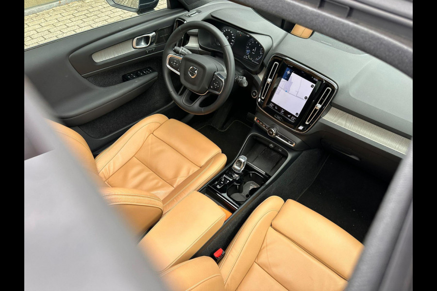 Volvo XC40 1.5 T5 Recharge R-Design | Full Options | Pano | Leder | H&K | Adaptive CC | Stoelverwarming V+A | Lage km-stand! |