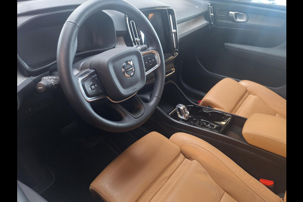 Volvo XC40 1.5 T5 Recharge R-Design | Full Options | Pano | Leder | H&K | Adaptive CC | Stoelverwarming V+A | Lage km-stand! |