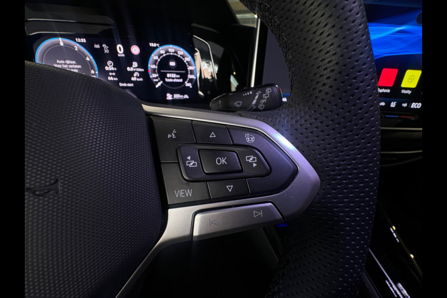 Volkswagen Golf 1.5 eHybrid GTE Pano|360Camera|Dodeh|HuD|ACC