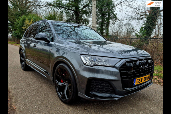 Audi Q7 60 TFSI e quattro Competition . Head-up . Sportstoelen. Panodak