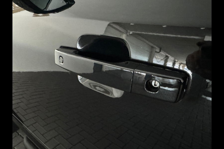 Land Rover Defender 110 2.0 P300e 110 X-Dynamic HSE URBAN|HUD