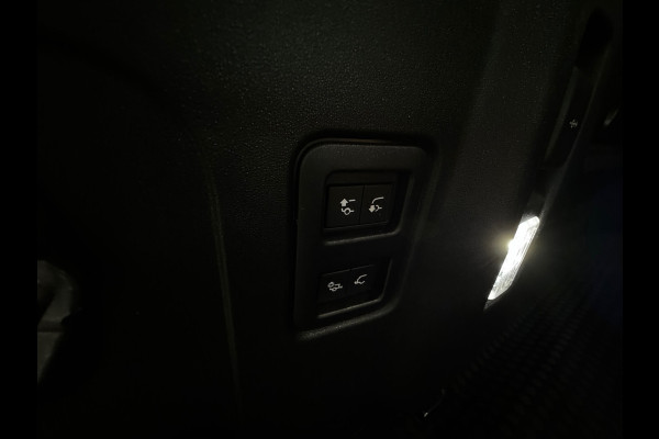 Land Rover Defender 110 2.0 P300e 110 X-Dynamic HSE URBAN|HUD