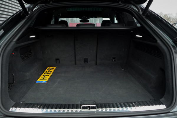 Audi RSQ8 4.0 TFSI Q8 quattro / NL Auto / Pano / Keramisch / Performance / Stoelklima