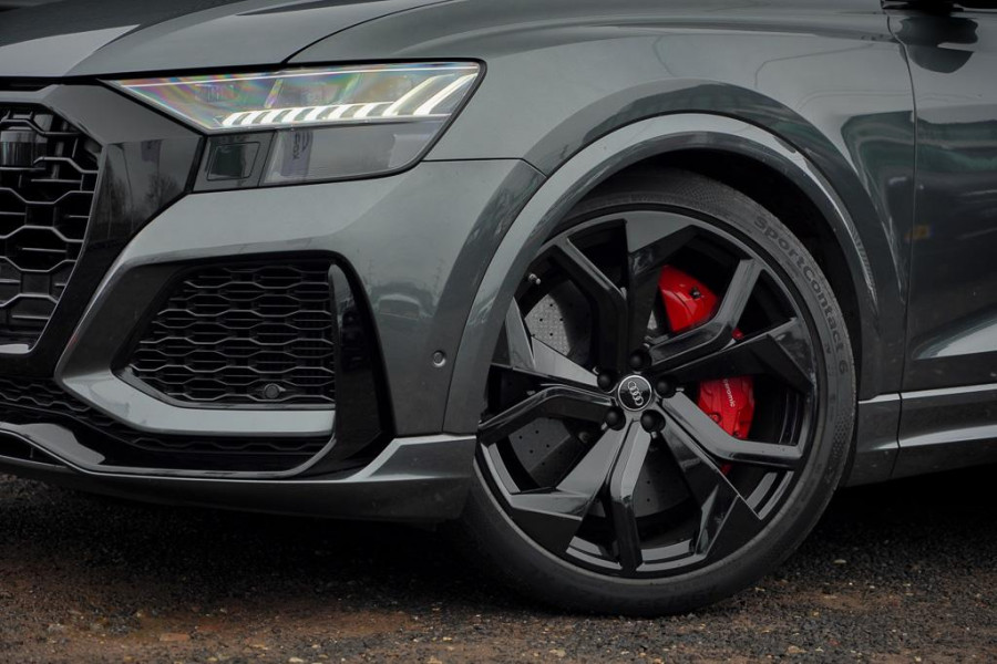 Audi RSQ8 4.0 TFSI Q8 quattro / NL Auto / Pano / Keramisch / Performance / Stoelklima