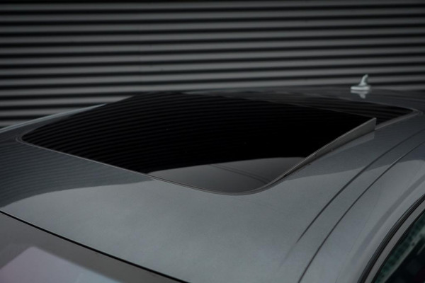 Audi RSQ8 4.0 TFSI Q8 quattro / NL Auto / Pano / Keramisch / Performance / Stoelklima