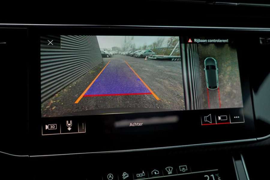 Audi RSQ8 4.0 TFSI Q8 quattro / NL Auto / Pano / Keramisch / Performance / Stoelklima