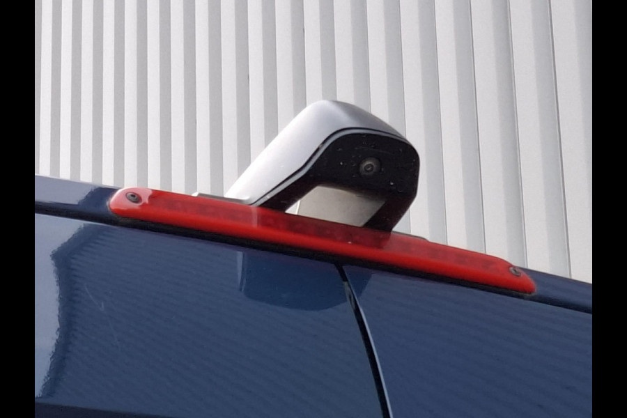 Mercedes-Benz Sprinter 311 2.2 CDI L2H2 / AIRCO / CAMERA / 3 ZITS / DEALER ONDERHOUDEN / NAVI