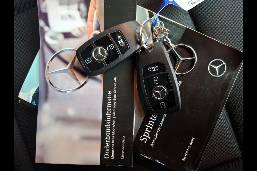 Mercedes-Benz Sprinter 311 2.2 CDI L2H2 / AIRCO / CAMERA / 3 ZITS / DEALER ONDERHOUDEN / NAVI