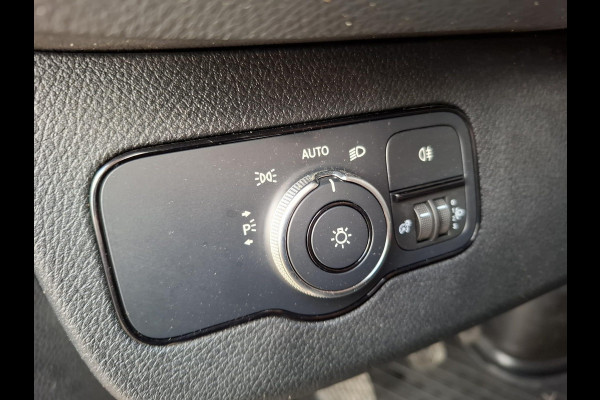 Mercedes-Benz Sprinter 311 2.2 CDI L2H2 Functional / AIRCO / CAMERA / 3 ZITS / DEALER ONDERHOUDEN / NAVI
