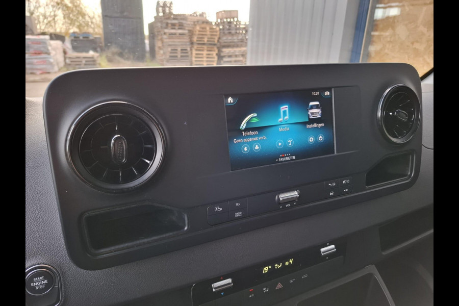 Mercedes-Benz Sprinter 311 2.2 CDI L2H2 Functional / AIRCO / CAMERA / 3 ZITS / DEALER ONDERHOUDEN / NAVI