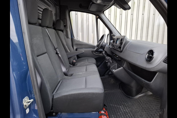 Mercedes-Benz Sprinter 311 2.2 CDI L2H2 Functional / AIRCO / CAMERA / 3 ZITS / DEALER ONDERHOUDEN / NAVI