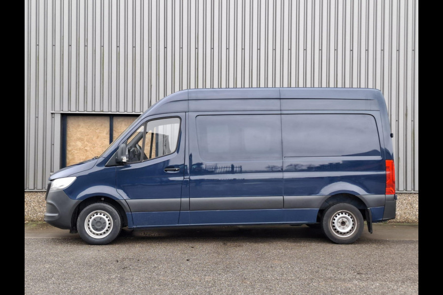 Mercedes-Benz Sprinter 311 2.2 CDI L2H2 / AIRCO / CAMERA / 3 ZITS / DEALER ONDERHOUDEN / NAVI