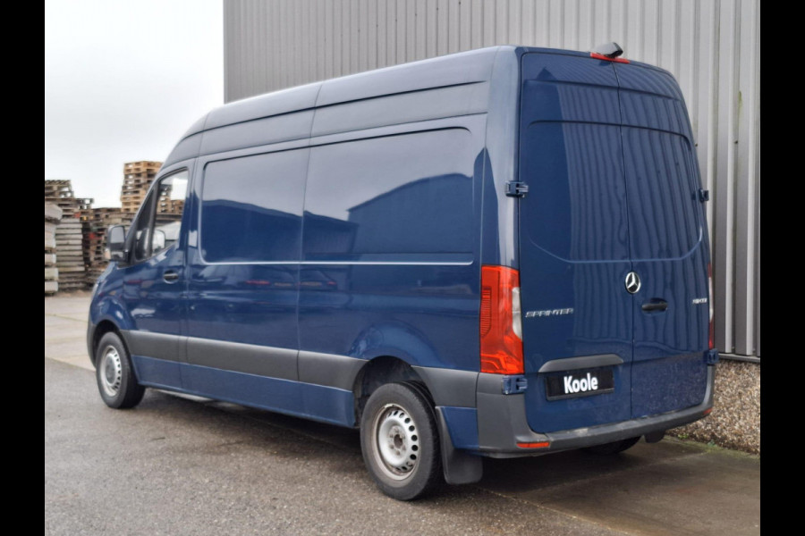 Mercedes-Benz Sprinter 311 2.2 CDI L2H2 / AIRCO / CAMERA / 3 ZITS / DEALER ONDERHOUDEN / NAVI