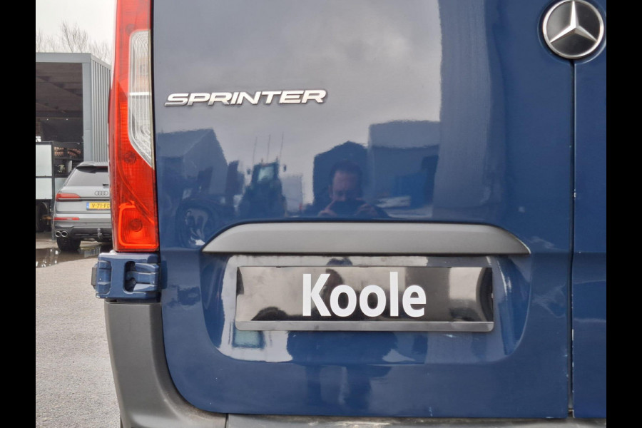 Mercedes-Benz Sprinter 311 2.2 CDI L2H2 / AIRCO / CAMERA / 3 ZITS / DEALER ONDERHOUDEN / NAVI