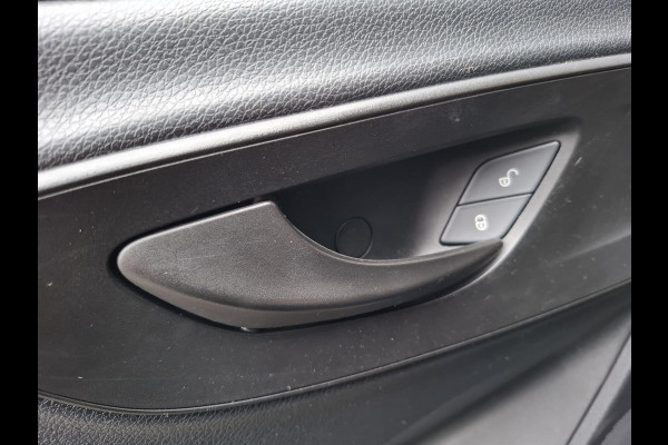 Mercedes-Benz Sprinter 311 2.2 CDI L2H2 / AIRCO / CAMERA / 3 ZITS / DEALER ONDERHOUDEN / NAVI