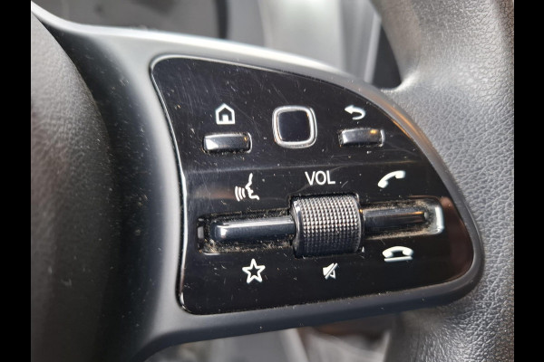 Mercedes-Benz Sprinter 311 2.2 CDI L2H2 / AIRCO / CAMERA / 3 ZITS / DEALER ONDERHOUDEN / NAVI