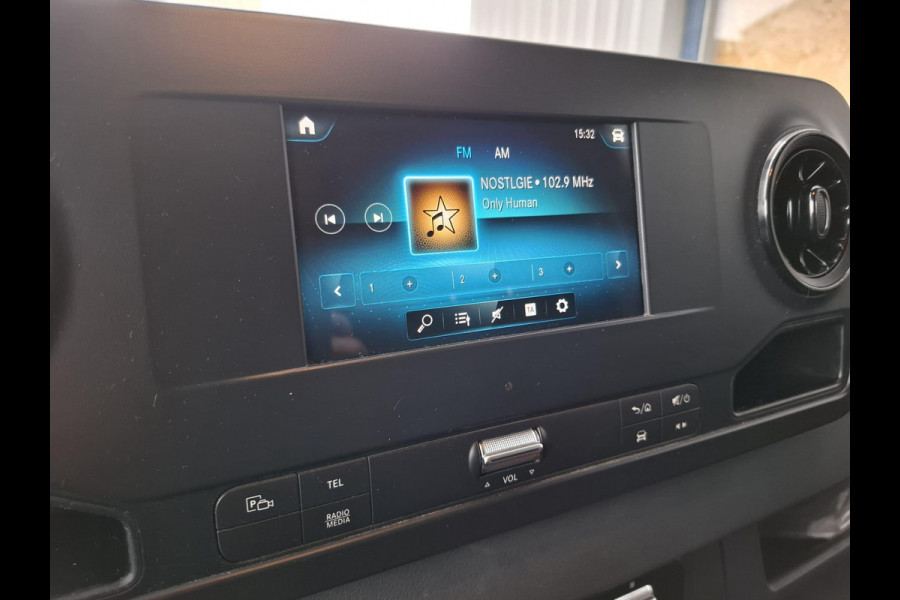 Mercedes-Benz Sprinter 311 2.2 CDI L2H2 / AIRCO / CAMERA / 3 ZITS / DEALER ONDERHOUDEN / NAVI