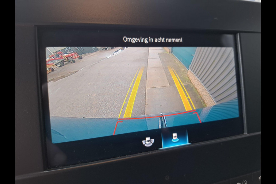 Mercedes-Benz Sprinter 311 2.2 CDI L2H2 / AIRCO / CAMERA / 3 ZITS / DEALER ONDERHOUDEN / NAVI