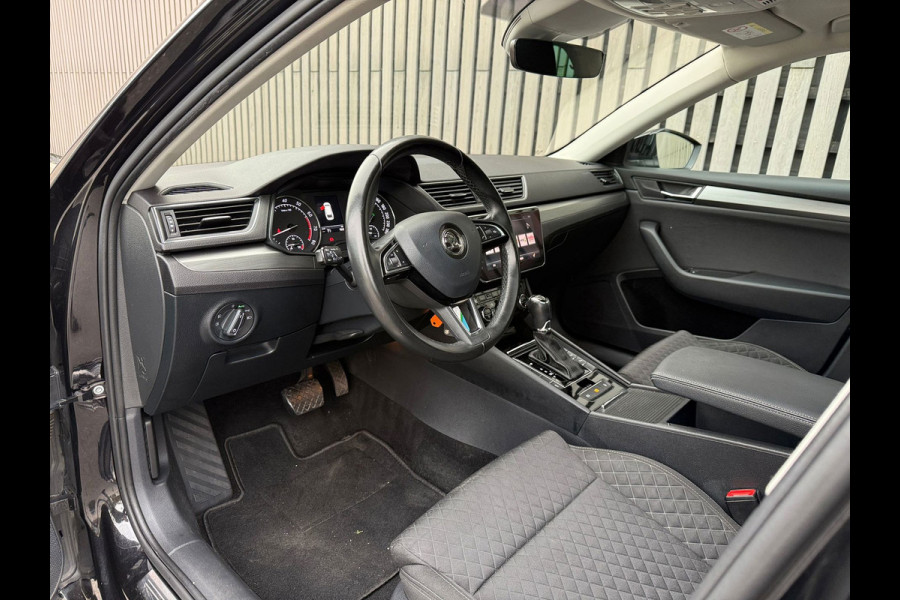 Škoda Superb Combi 1.4 TSI Automaat /Panodak /Camera / Led/ Cruise