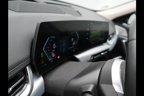 BMW iX1 xDrive30 Launch Edition 313pk Dealer O.H | Panodak | Adaptive Cruise | 360 Camera | Lederen Comfortzetels Massage & Memory | Head Up | Harman Kardon | Keyless |