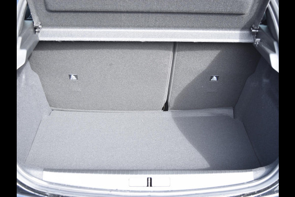 Peugeot 208 1.2 Hybrid 110 e-DCS6 Business NAVIGATIE & CARPLAY | CAMERA MET SENSOREN | E.C.C. |