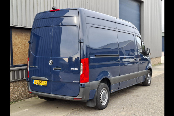 Mercedes-Benz Sprinter 311 2.2 CDI L2H2 AIRCO / CAMERA / 3 ZITS / DEALER ONDERHOUDEN / NAVI