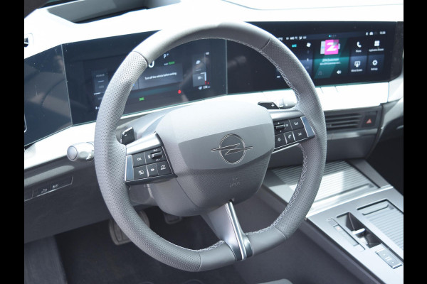 Opel Astra Electric 58 kWh Ultimate SCHUIF- KANTELDAK | CAMERA MET SENSOREN | E.C.C. | WINTERPAKKET |