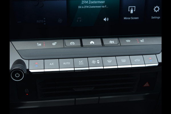 Opel Astra Electric 58 kWh Ultimate SCHUIF- KANTELDAK | CAMERA MET SENSOREN | E.C.C. | WINTERPAKKET |