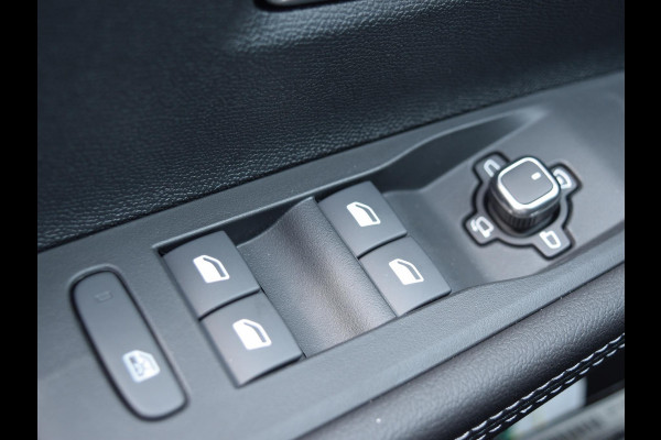 Opel Astra Electric 58 kWh Ultimate SCHUIF- KANTELDAK | CAMERA MET SENSOREN | E.C.C. | WINTERPAKKET |