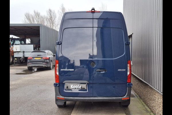 Mercedes-Benz Sprinter 311 2.2 CDI L2H2 / AIRCO / CAMERA / 3 ZITS / DEALER ONDERHOUDEN / NAVI