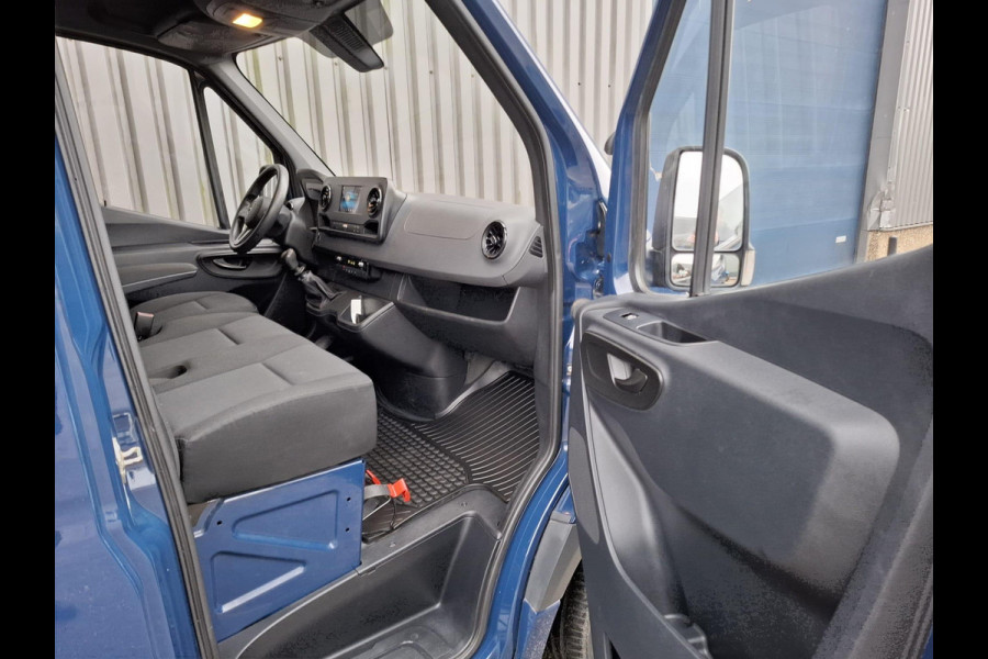 Mercedes-Benz Sprinter 311 2.2 CDI L2H2 / AIRCO / CAMERA / 3 ZITS / DEALER ONDERHOUDEN / NAVI