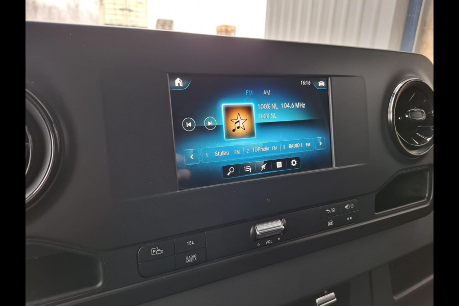 Mercedes-Benz Sprinter 311 2.2 CDI L2H2 / AIRCO / CAMERA / 3 ZITS / DEALER ONDERHOUDEN / NAVI