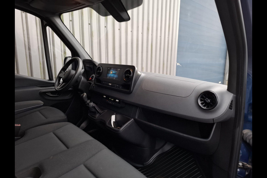 Mercedes-Benz Sprinter 311 2.2 CDI L2H2 / AIRCO / CAMERA / 3 ZITS / DEALER ONDERHOUDEN / NAVI