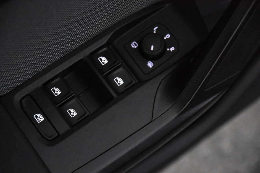 Seat Leon Sportstourer *1ste Eigenaar*Camera*Navigatie*Carplay*