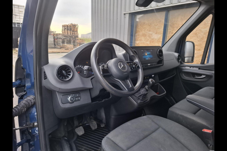 Mercedes-Benz Sprinter 311 2.2 CDI L2H2 AIRCO / CAMERA / 3 ZITS / DEALER ONDERHOUDEN / NAVI
