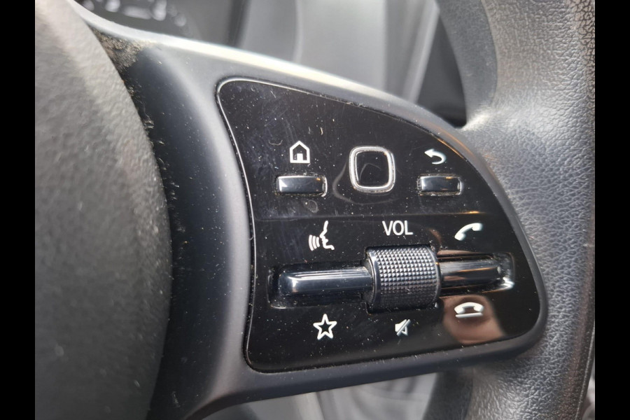 Mercedes-Benz Sprinter 311 2.2 CDI L2H2 AIRCO / CAMERA / 3 ZITS / DEALER ONDERHOUDEN / NAVI