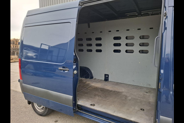 Mercedes-Benz Sprinter 311 2.2 CDI L2H2 AIRCO / CAMERA / 3 ZITS / DEALER ONDERHOUDEN / NAVI