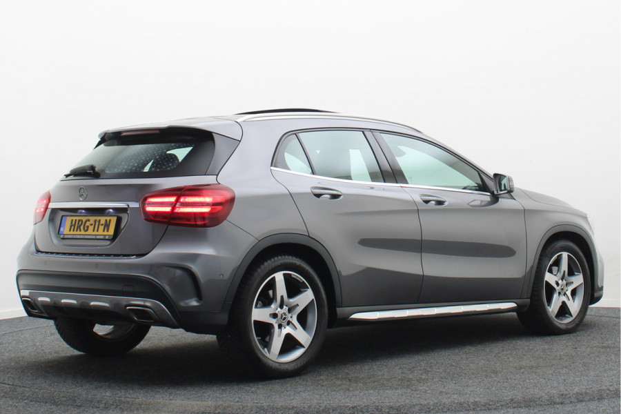 Mercedes-Benz GLA 200 Premium Plus AMG Panoramadak, Navigatie, Stoelverwarming, Cruise, 18"