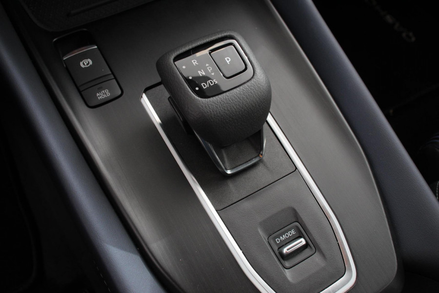 Nissan QASHQAI 1.3 MHEV DIG-T 158pk Xtronic Tekna | Navigatie | Apple Carplay/Android Auto | Parkeersensoren | 360 camera | Adaptive cruise control | Head-up Display | Blind Spot Assist | Elektrische achterklep | Elektrische bestuurderstoel | Stoel-en stuurverwarming | Ledverlichting | Climate Control