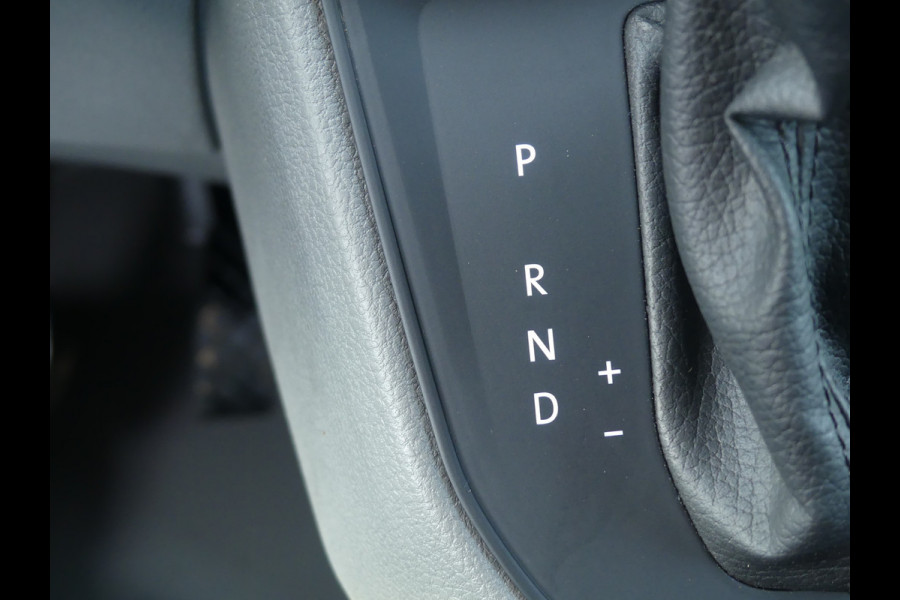 Volkswagen Crafter 35 2.0 TDI L3 Dubbel Cabine 7Persoons Trekhaak/Navigatie