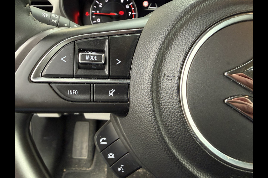 Suzuki Swift 1.2 Style Smart Hybrid