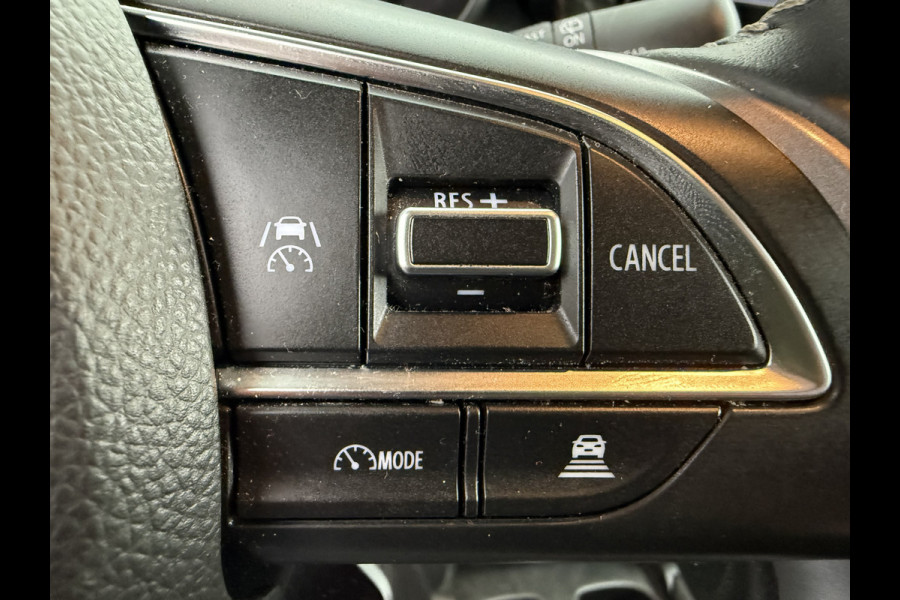 Suzuki Swift 1.2 Style Smart Hybrid