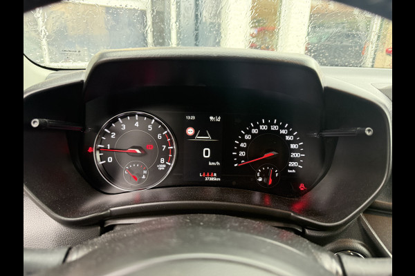 Suzuki Swift 1.2 Style Smart Hybrid