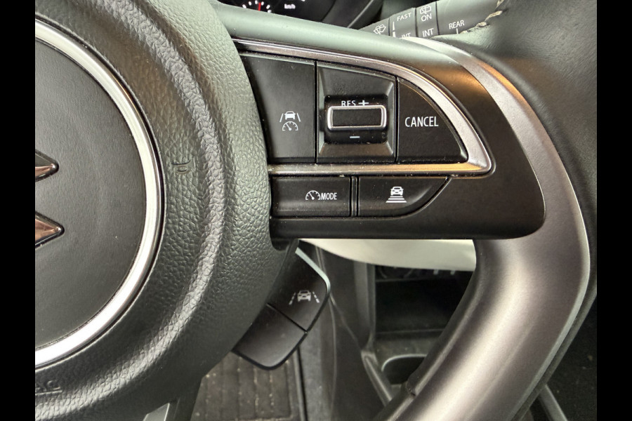 Suzuki Swift 1.2 Style Smart Hybrid