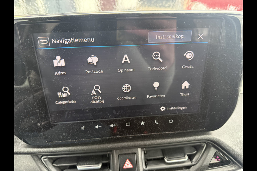 Suzuki Swift 1.2 Style Smart Hybrid