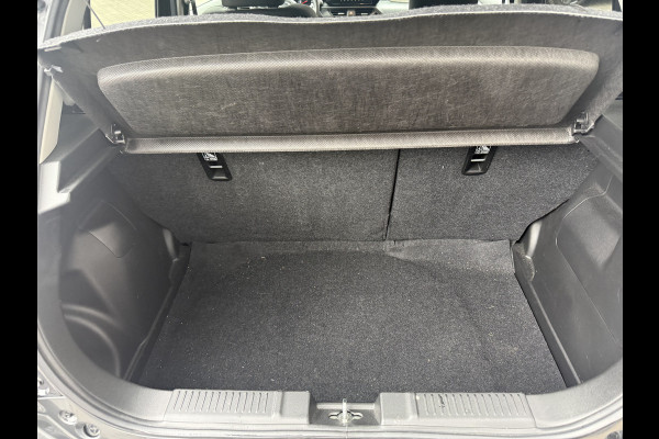 Suzuki Swift 1.2 Style Smart Hybrid