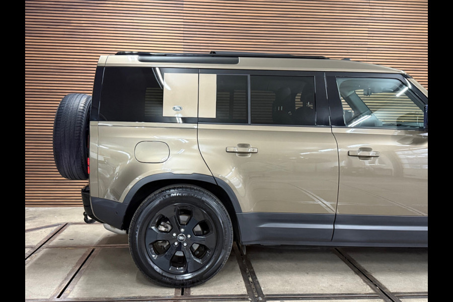 Land Rover Defender 110 2.0 D240 110 SE | Pano | Leer| Memory | Luchtvering | 360° Camera | Meridian | incl btw geel kenteken