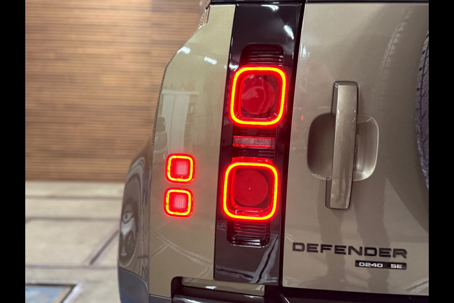 Land Rover Defender 110 2.0 D240 110 SE | Pano | Leer| Memory | Luchtvering | 360° Camera | Meridian | incl btw geel kenteken