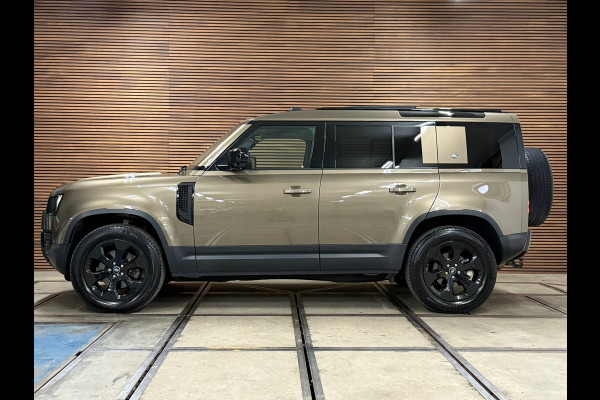 Land Rover Defender 110 2.0 D240 110 SE | Pano | Leer| Memory | Luchtvering | 360° Camera | Meridian | incl btw geel kenteken